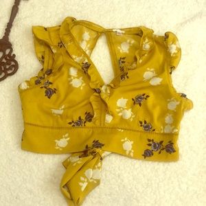 Floral crop top never worn